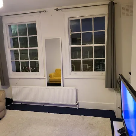 Appartamento Oval Cricket Ground Walking Distance Londra Esterno foto